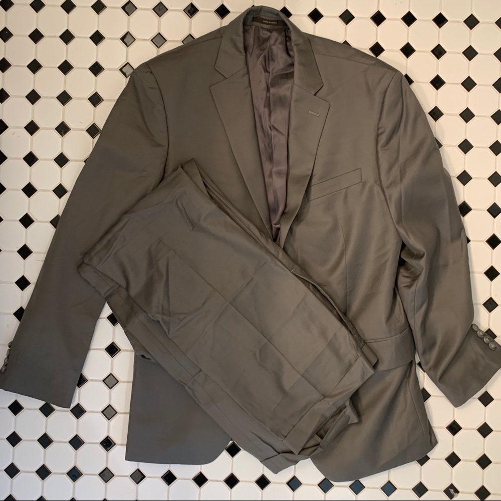 Men’s suit
